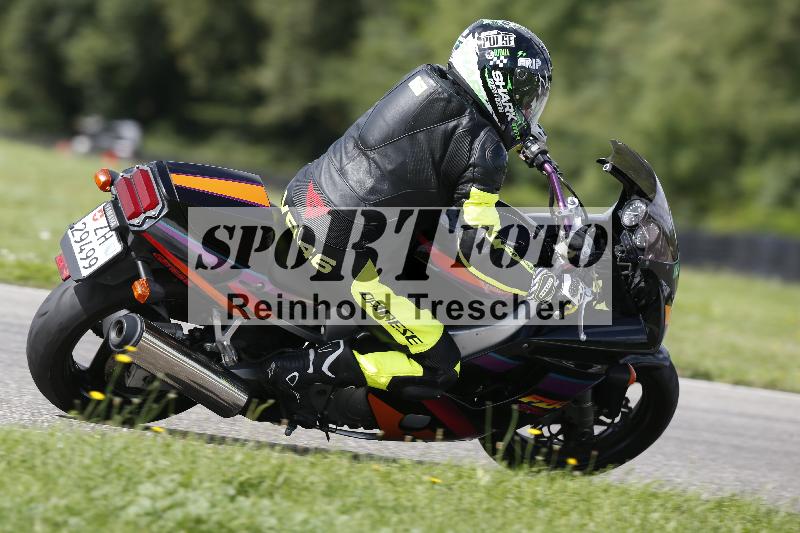 /53 16.09.2025 Track Day Domi Aegerter ADR/Gruppe gruen/6